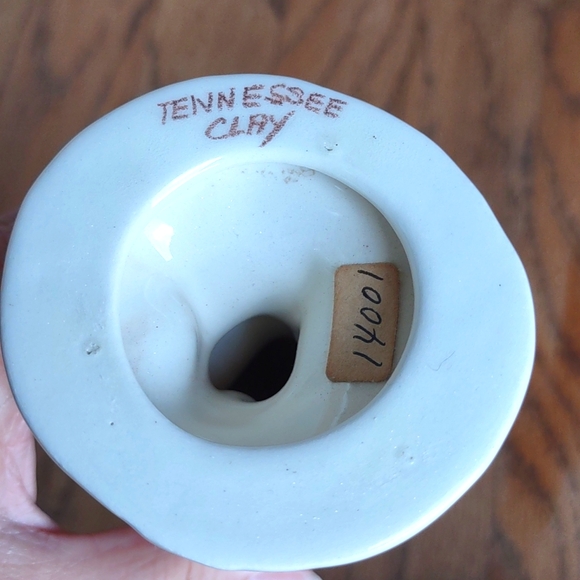 Tennessee Clay Owl Figurine - Picture 4 of 5